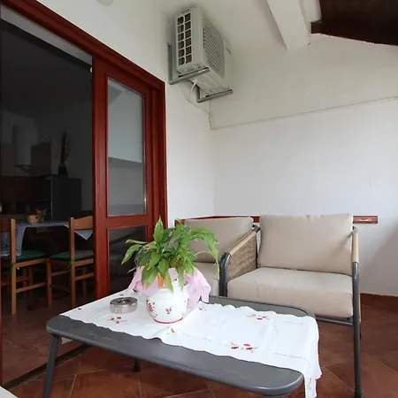 Belsa Apartment *