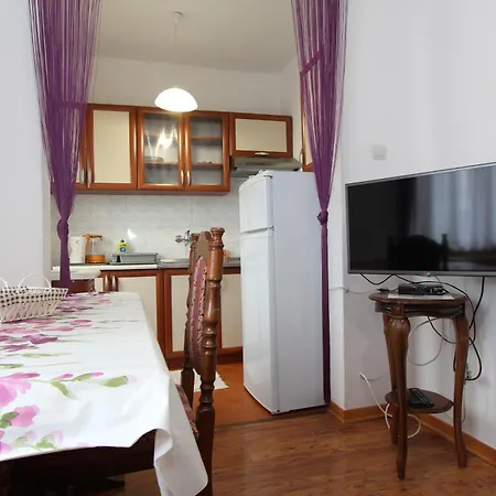 Belsa Apartment
