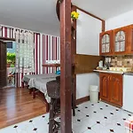 Belsa Apartment